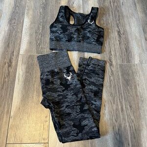 Bucked Up Workout Set